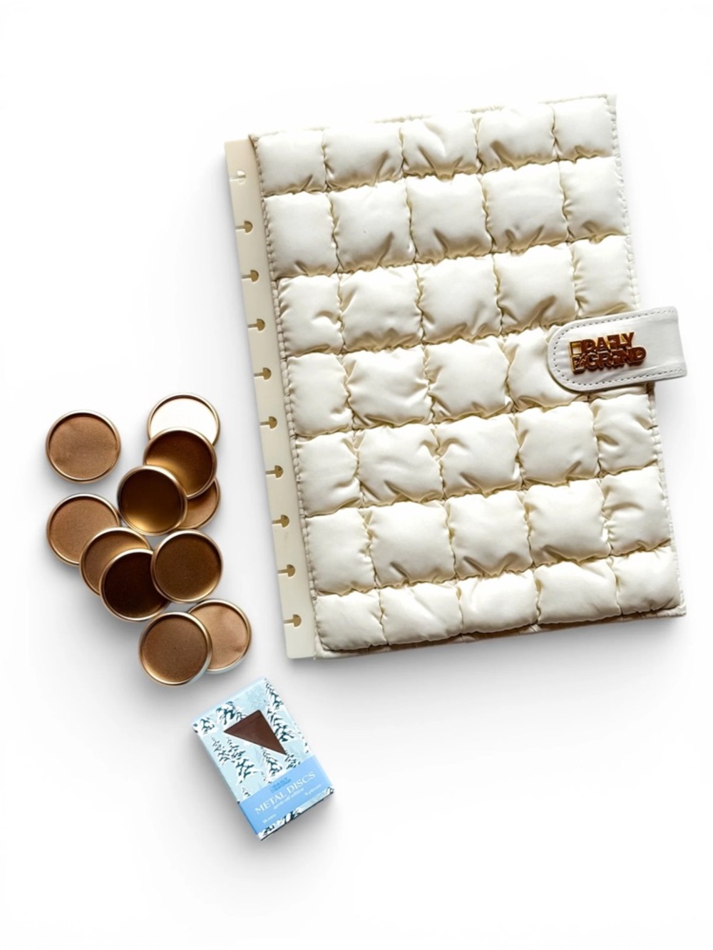 Daily Grind Apres-Ski quilted planner cover, metal disks, and dividers - Picture 10 of 11